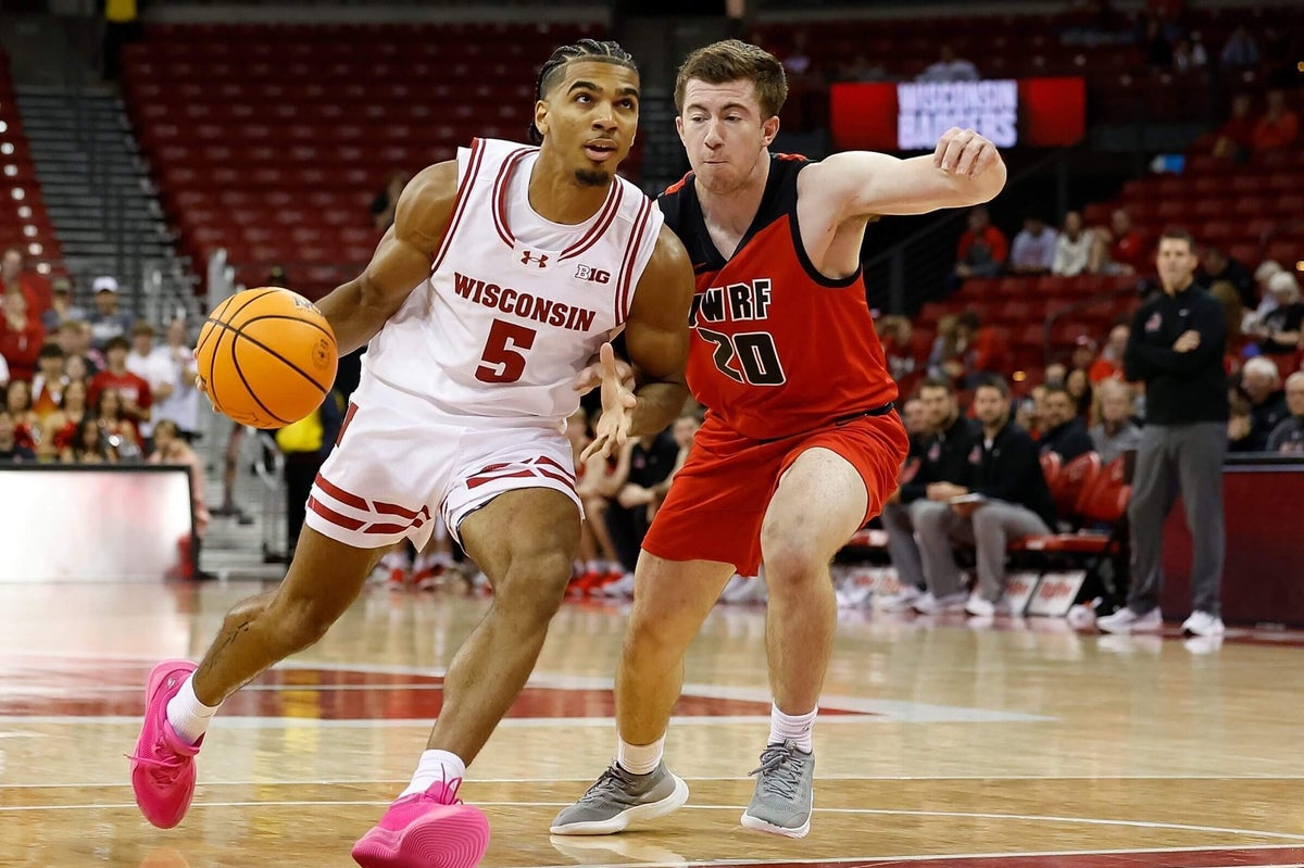 Wisconsin basketball’s Daniel Freitag enters transfer portal: What it means for the Badgers