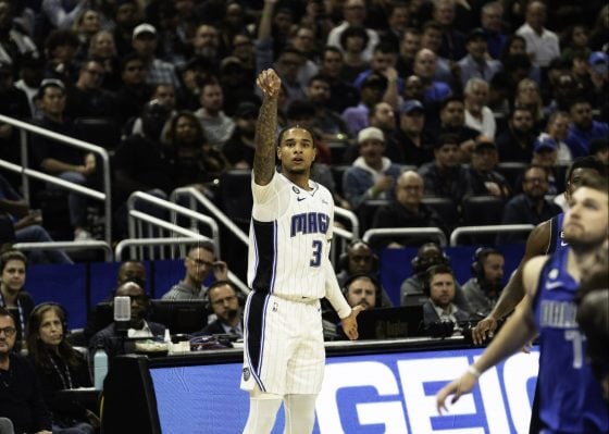 Cavaliers sign Chuma Okeke