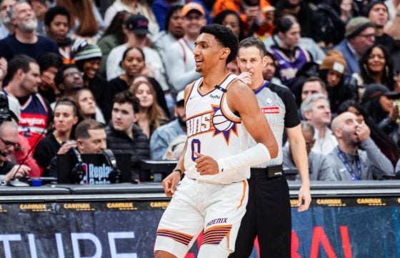 Dunn leads Suns to dominant win over Spurs