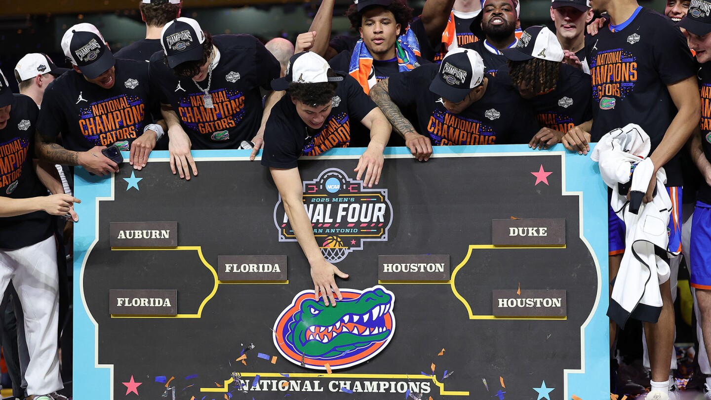 Florida’s Todd Golden rounds out his coaching staff and officially fills 2 roster spots