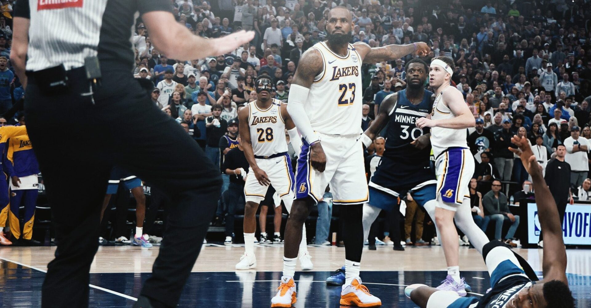 Lakers