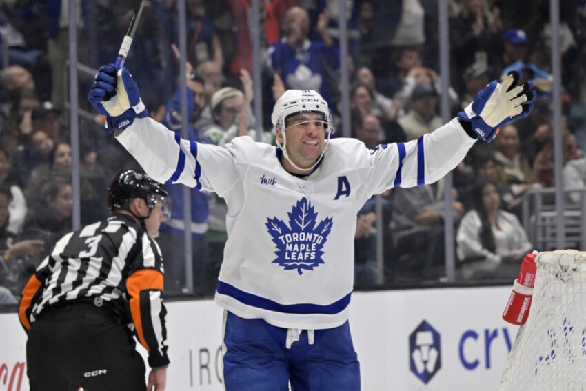 NHL Rumors: Toronto Maple Leafs Pending UFA John Tavares