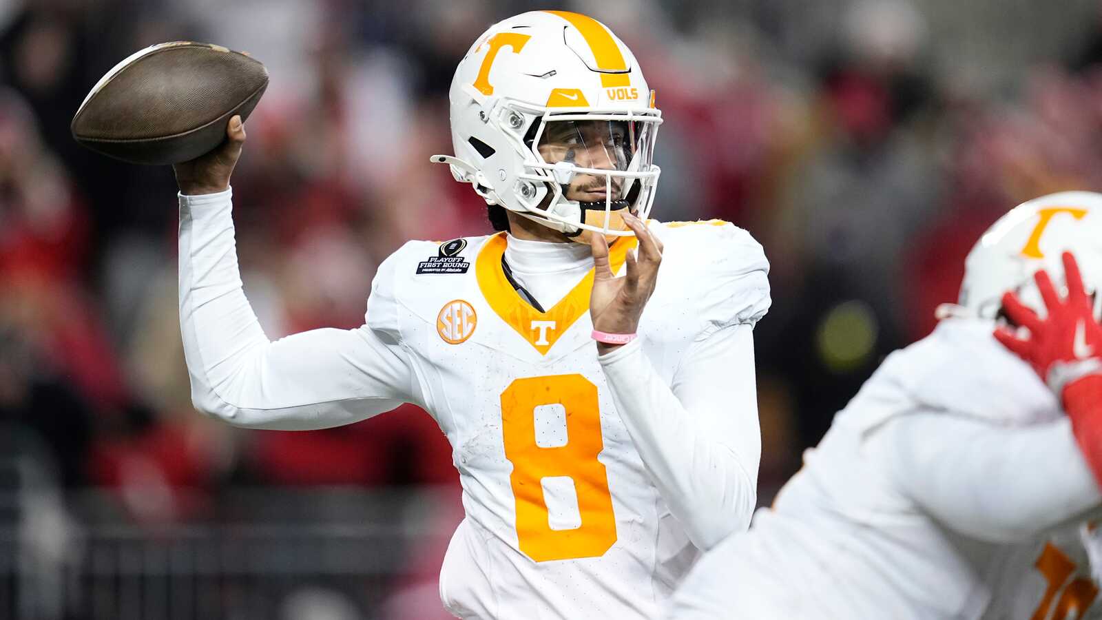 Tennessee facing a major headache with QB Nico Iamaleava
