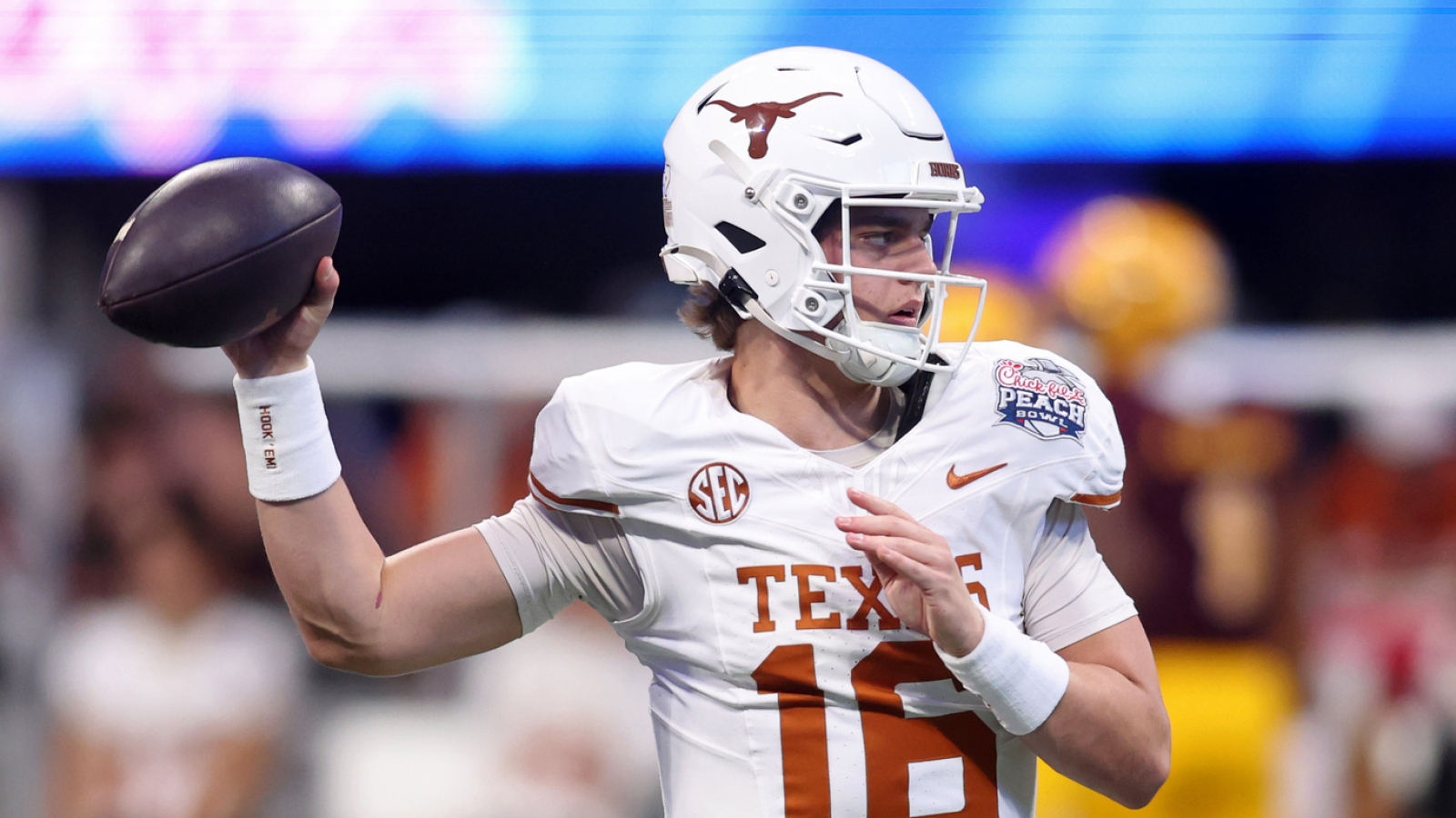 Texas football team reportedly has shockingly high payroll