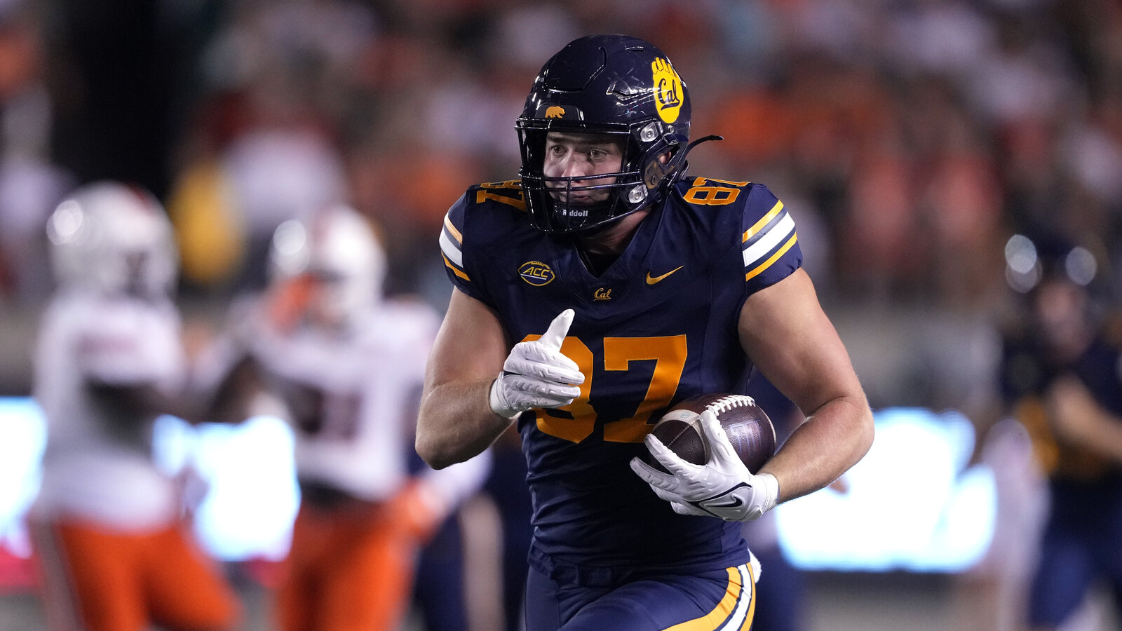 Texas lands top player via transfer portal