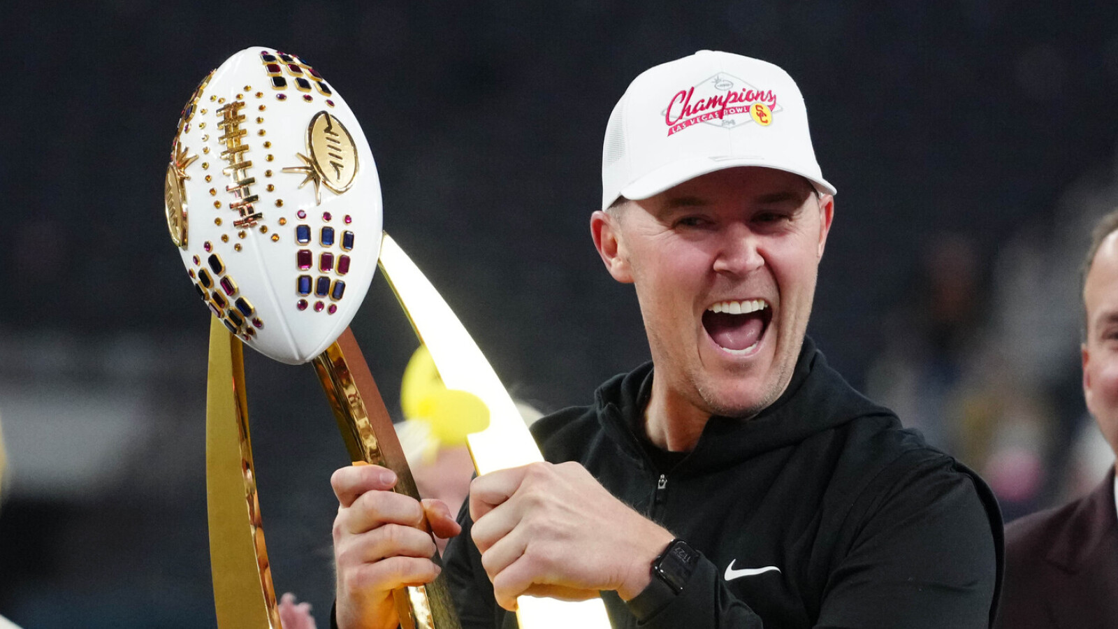 USC's top recruiting literally gets bigger thanks to four-star OT