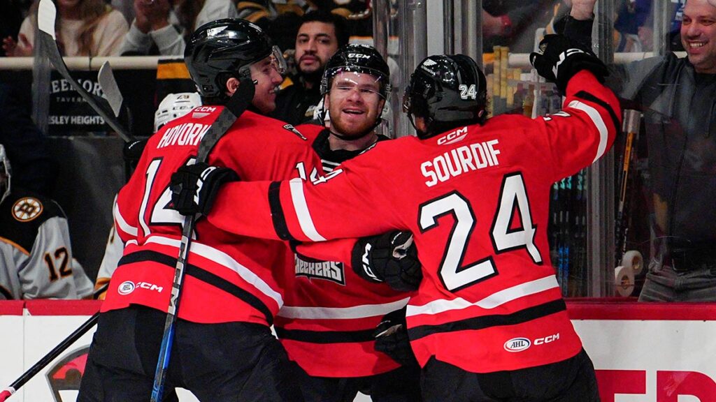 Checkers allow just 8 shots, knock out Bruins in Game 5