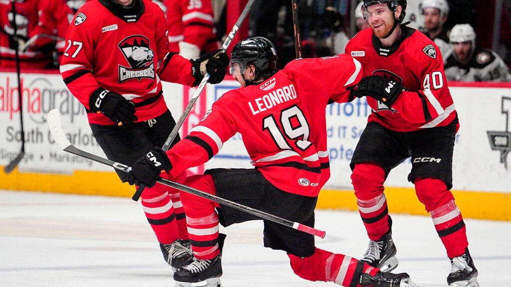Checkers tame Bears in Game 1
