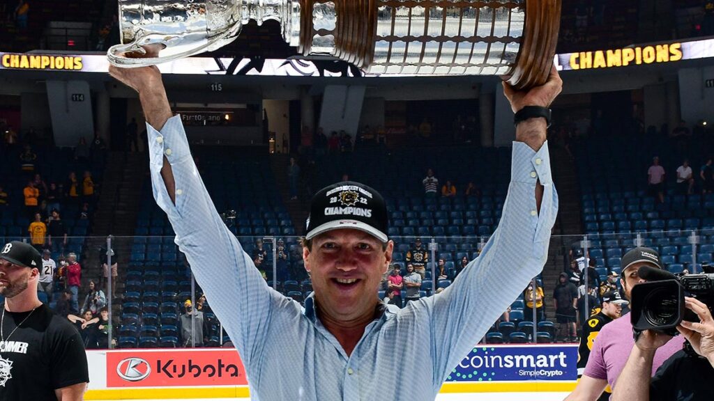 Senators name Turek GM in Belleville