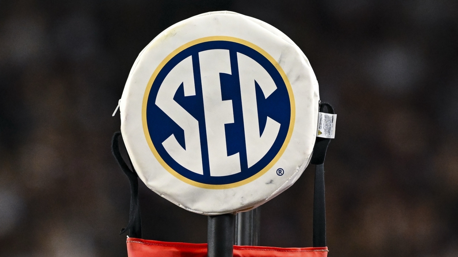 Battle for highly sought-after OT recruit could come down to two SEC programs