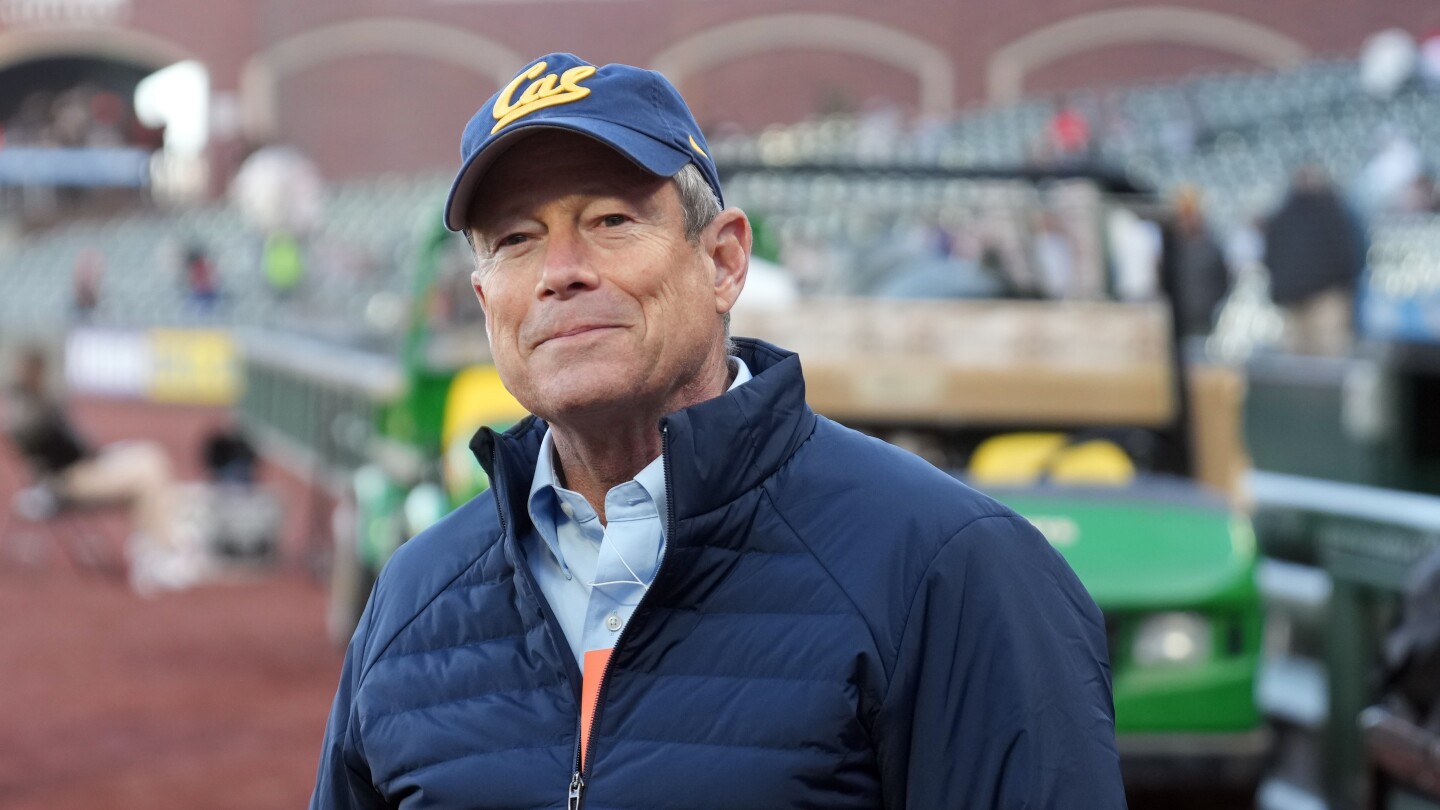 Cal athletic director Jim Knowlton announces his retirement