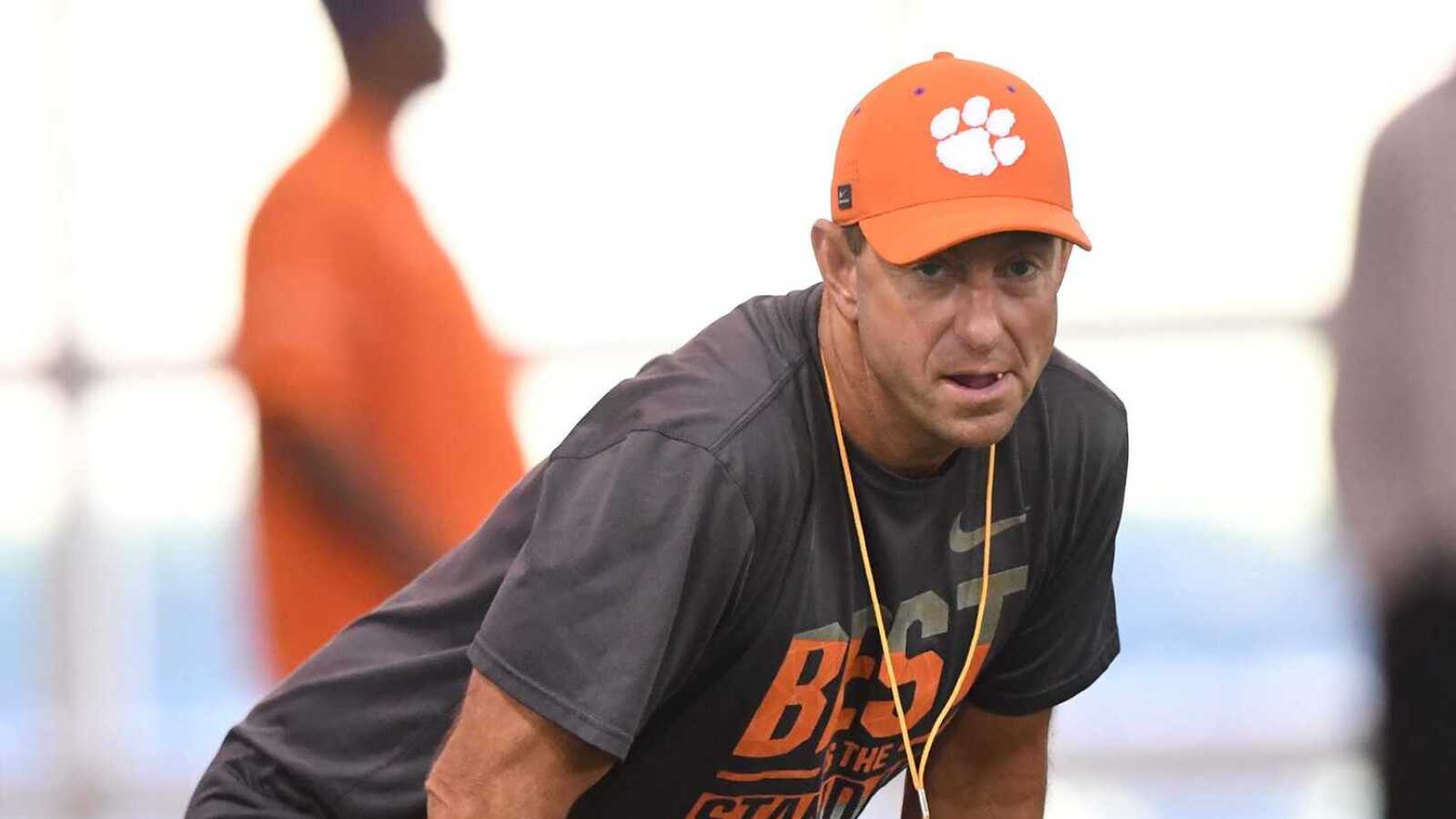Clemson continues to build elite 2026 with four-star OL 