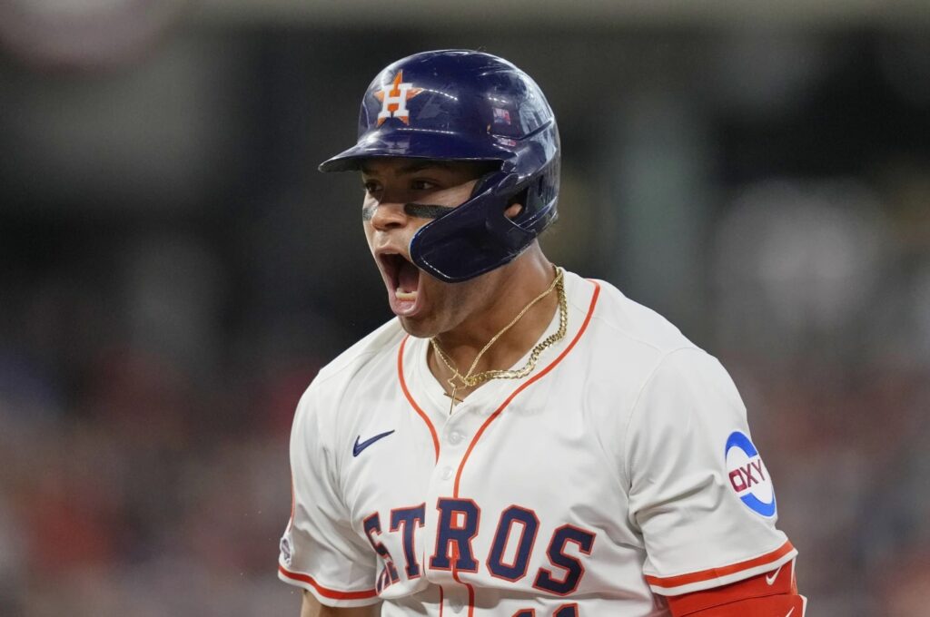 Hitter Profiles: Bats Gaining Ground