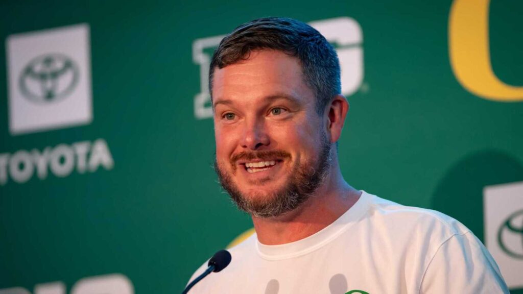 Dan Lanning, Oregon snag five-star EDGE away from Alabama