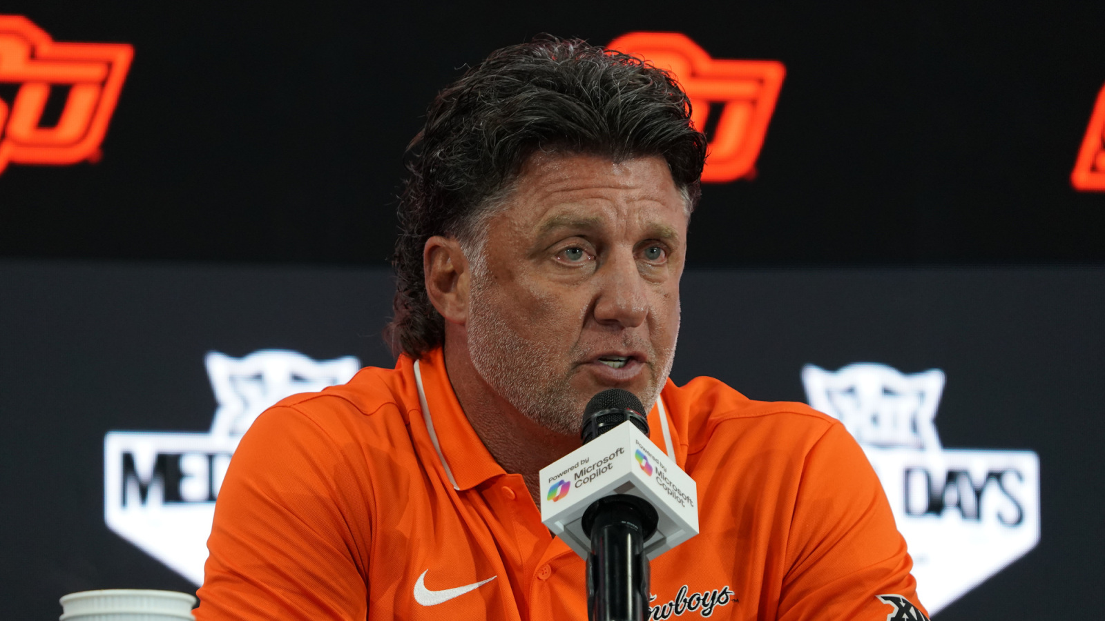 Mike Gundy had perfect reaction to his look in new video game
