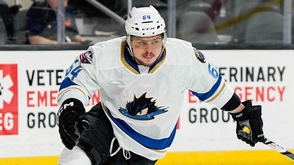 Moves continue as free agency period rolls on