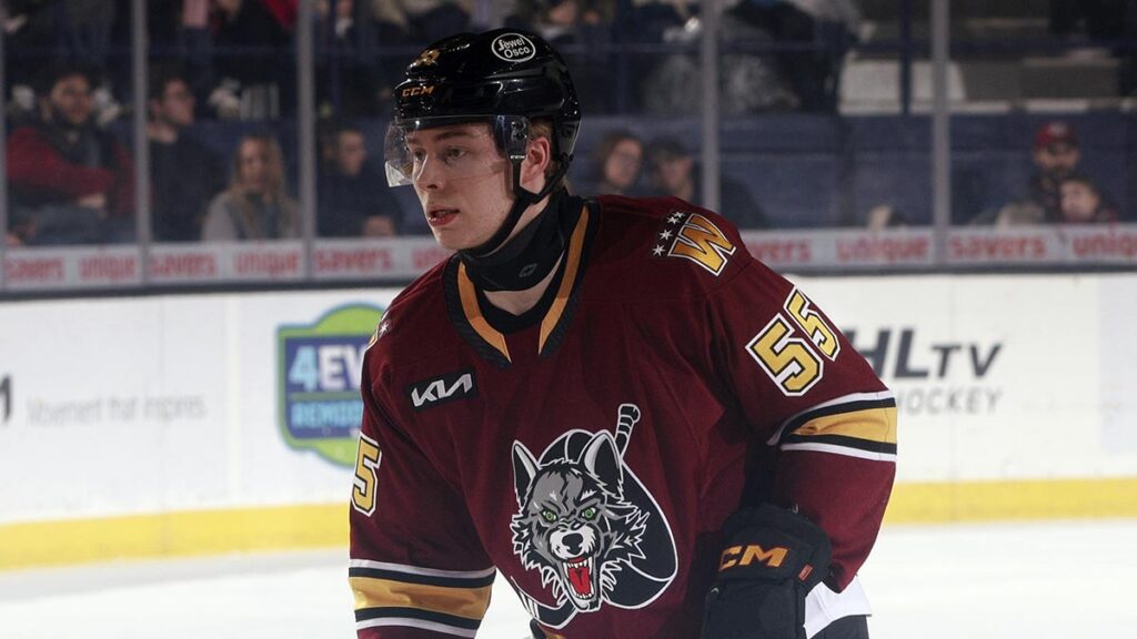 Rangers acquire Morrow from Carolina