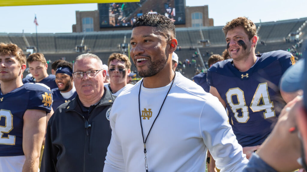 Son of NFL legend commits to college football powerhouse