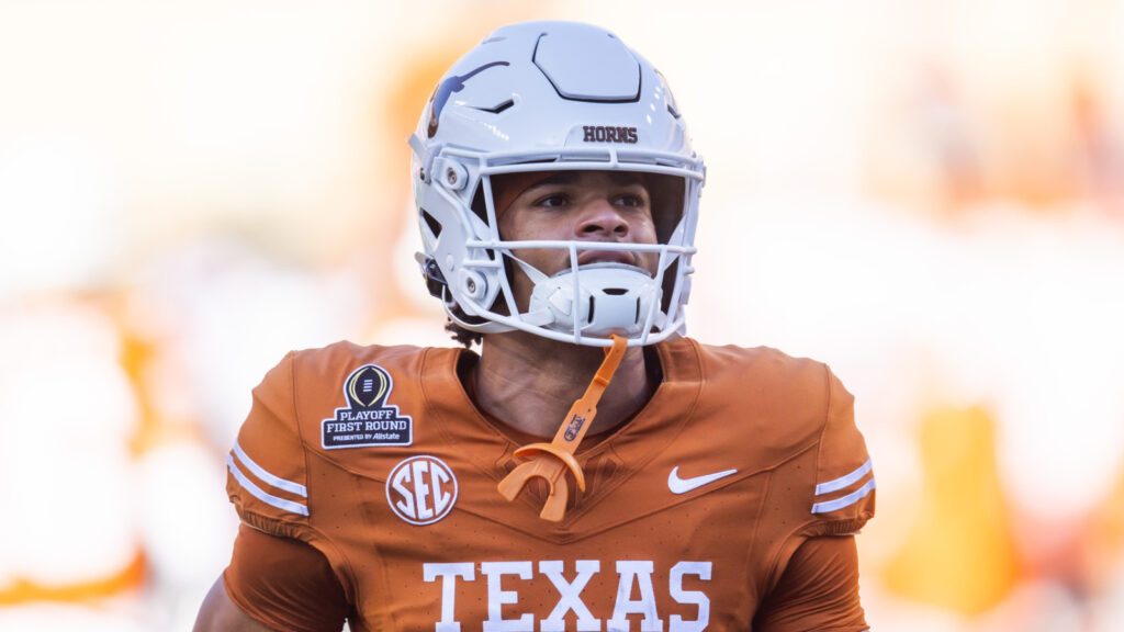 Texas WR throws shade at Quinn Ewers when praising Arch Manning