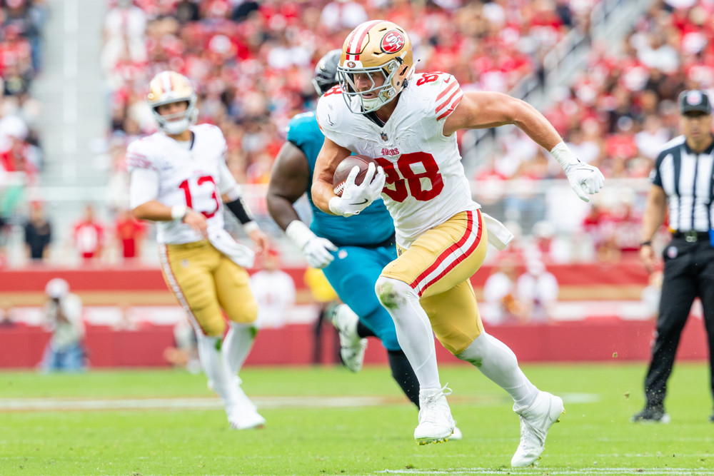 Jake Tonges takes off down the seam before he's featured in the Week 6 Waiver Wire Fantasy Football Pickups