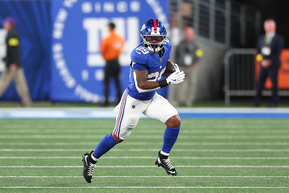 Tyrone Tracy RB Giants featured in the Week 9 Fantasy Football Trade Advice
