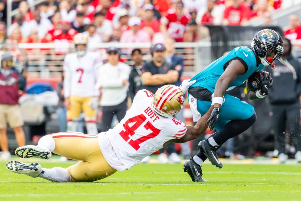 Bryce Huff featured in the Week 11 IDP Start/Sit Fantasy Football 2025