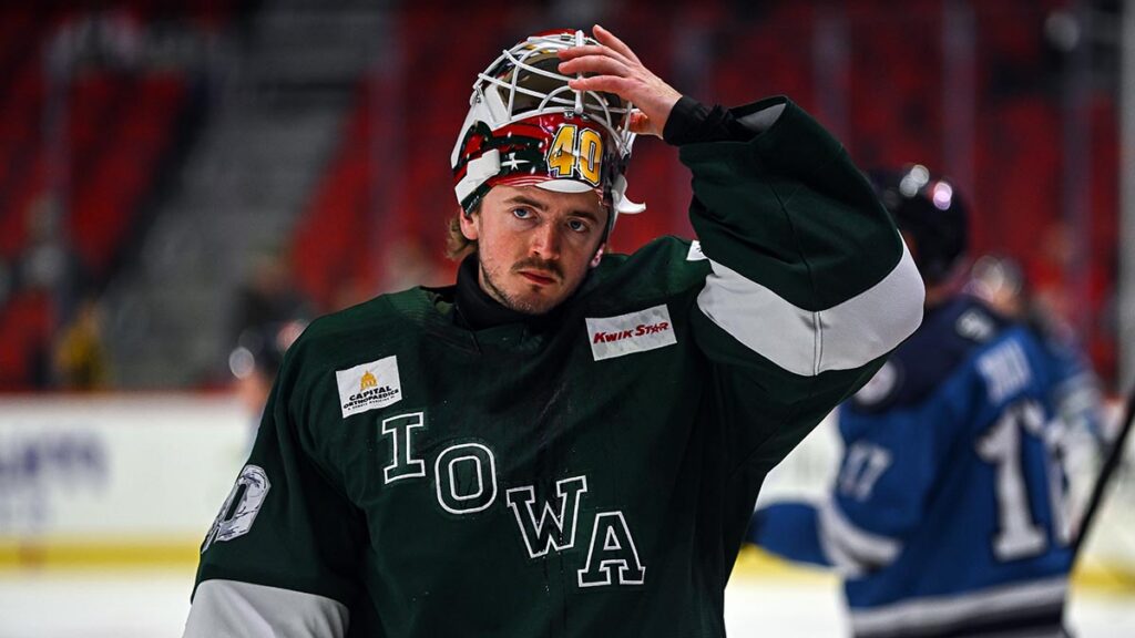 Iowan Petersen helping hockey grow in the Hawkeye State