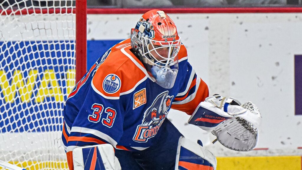 Blackhawks sign Rodrigue