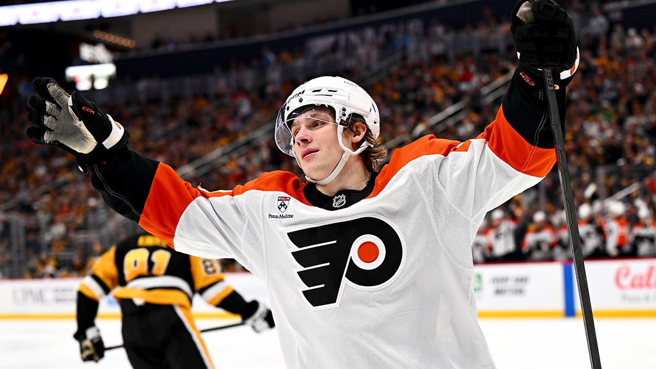 Bump scores in NHL debut