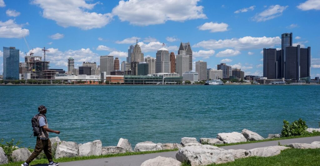 GDT: Anyone ever been to Detroit?