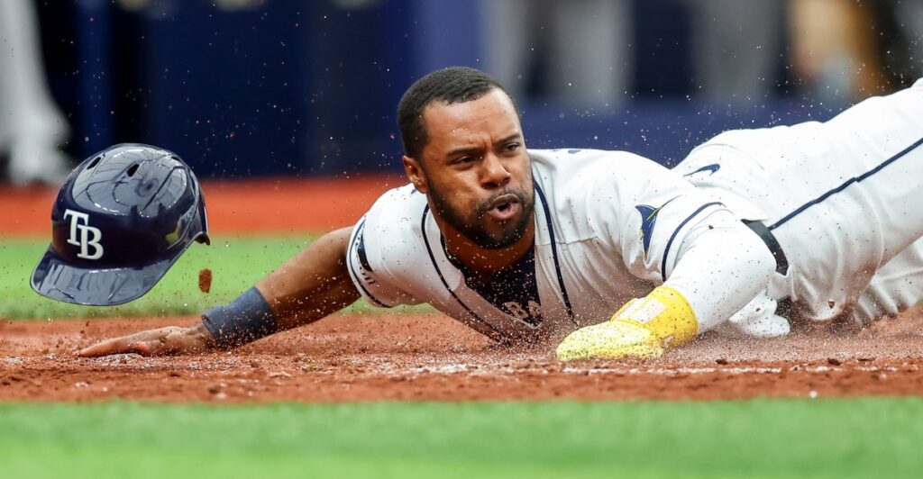 Game Thread: A lefty making his MLB debut?