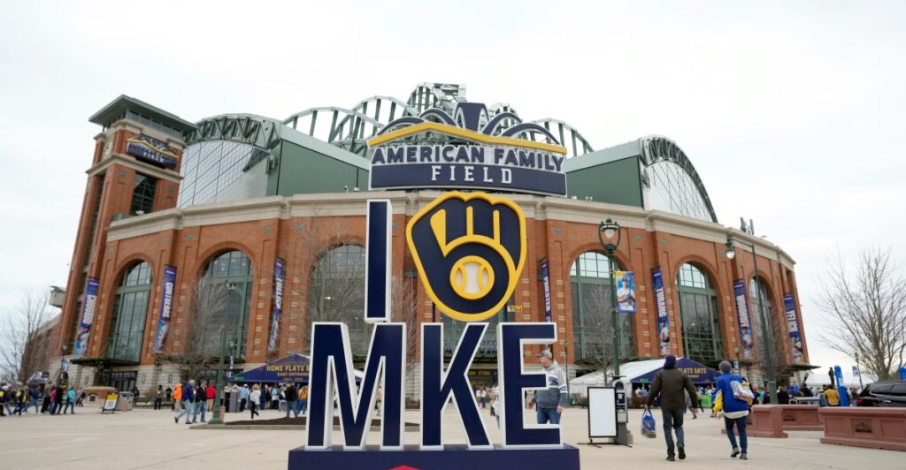 Game Thread: i am rooting for the brewers today
