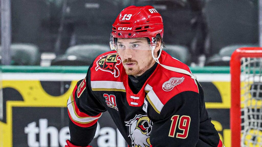 Red Wings extend Leonard for 2026-27 season