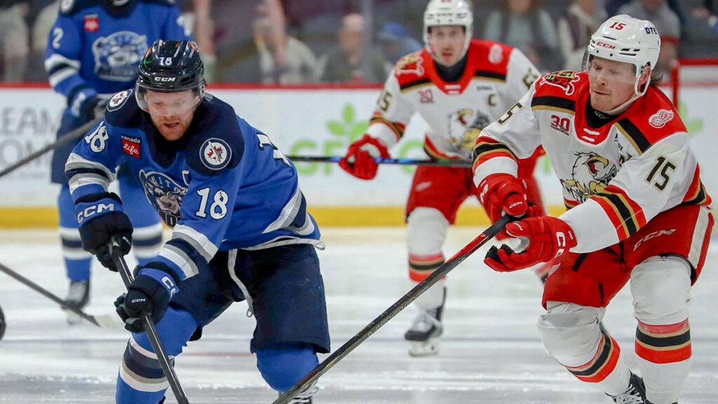 DiVincentiis, Shaw lift Moose in Game 1