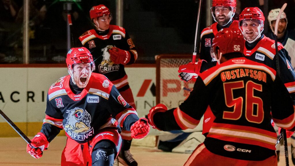 Griffins drop Moose, go up 2-1