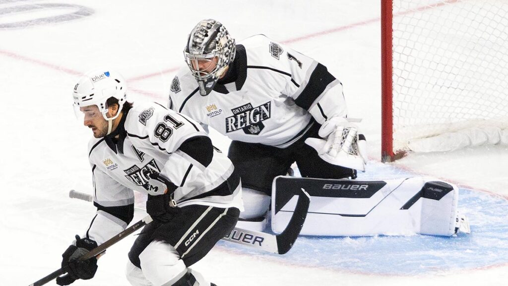 Third-period goals send Reign to win, series lead