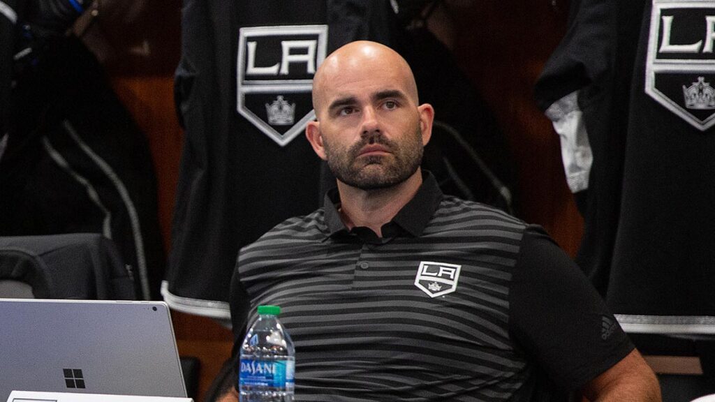 Canucks name Seeley assistant GM