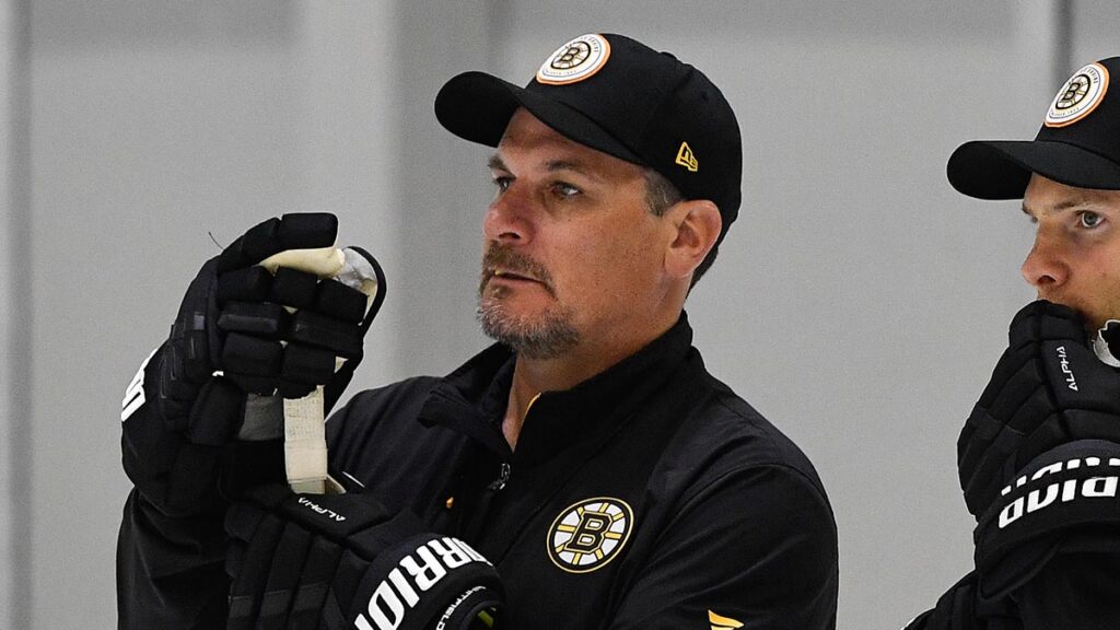 Whitfield elevated to head coach of P-Bruins